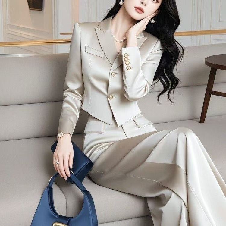 2PCS Elegant Office Lady ชุดสูทสีขาวฤดูใบไม้ร่วงใหม่ผู้หญิงอย่างเป็นทางการชุด Luxury Pearl ปุ่มเสื้อ + กางเกงเอวสูงชุด 2 ชิ้น