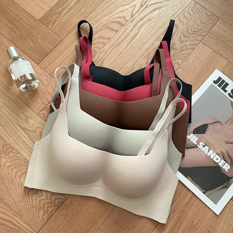 No Trace Thin Lingerie Women Small Breasts Close Together To Prevent Sagging Soft Support No Steel Ring Up Bra Bras for Women