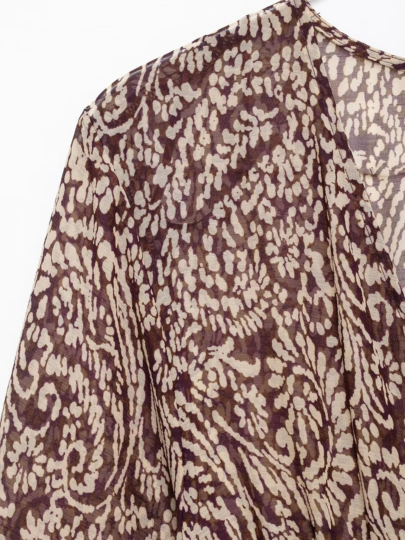Robe mi-longue à col en v pour femmes, nouveau produit, empilée, décorative, imprimée, mode, motif rétro, jupe imprimée, printemps 2025