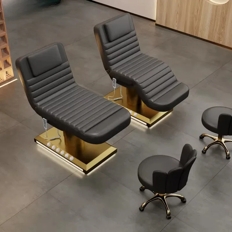 Letto di bellezza elettrico per salone di bellezza di lusso di vendita calda Letto per ciglia nere con base in acciaio inossidabile dorato a 3 motori in vendita