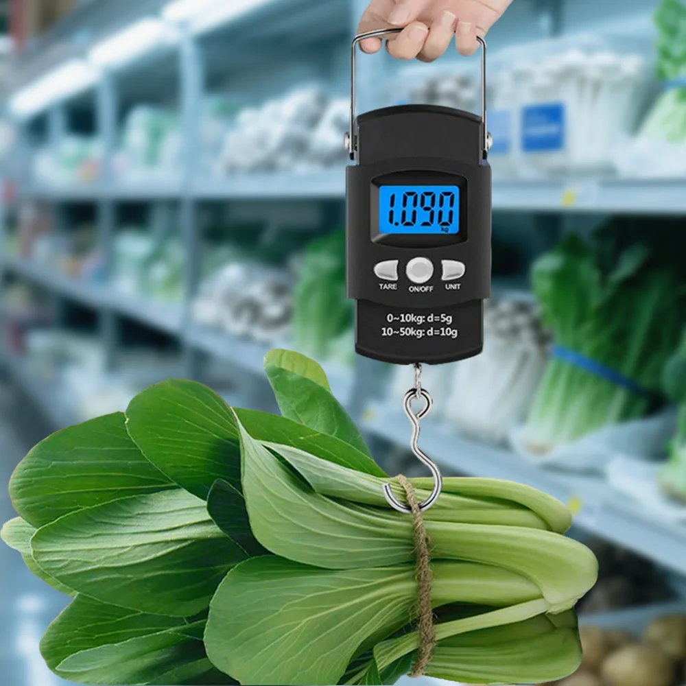 เครื่องชั่งน้ำหนักแบบพกพา LCD อิเล็กทรอนิกส์ 50 กก./10 กรัม เครื่องชั่งแบบแขวนสำหรับเดินทาง พร้อมสายวัดแบบยืดหดได้ยาว 100 ซม. สำหรับชั่งปลาและผัก