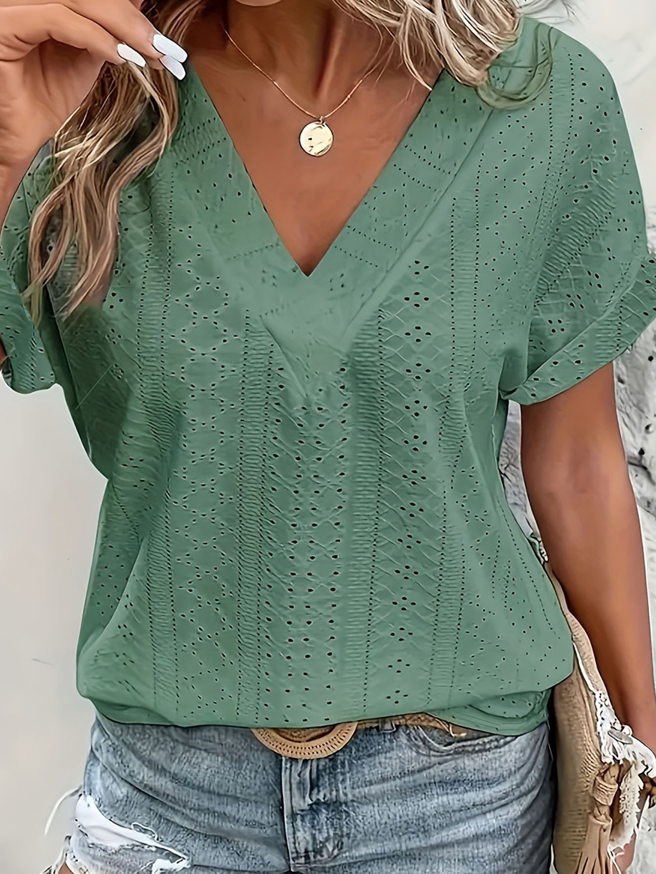 Plus Size Solid V Neck T-Shirt, Elegant Short Sleeve T-Shirt For Spring & Summer, Women's Plus Size Clothing