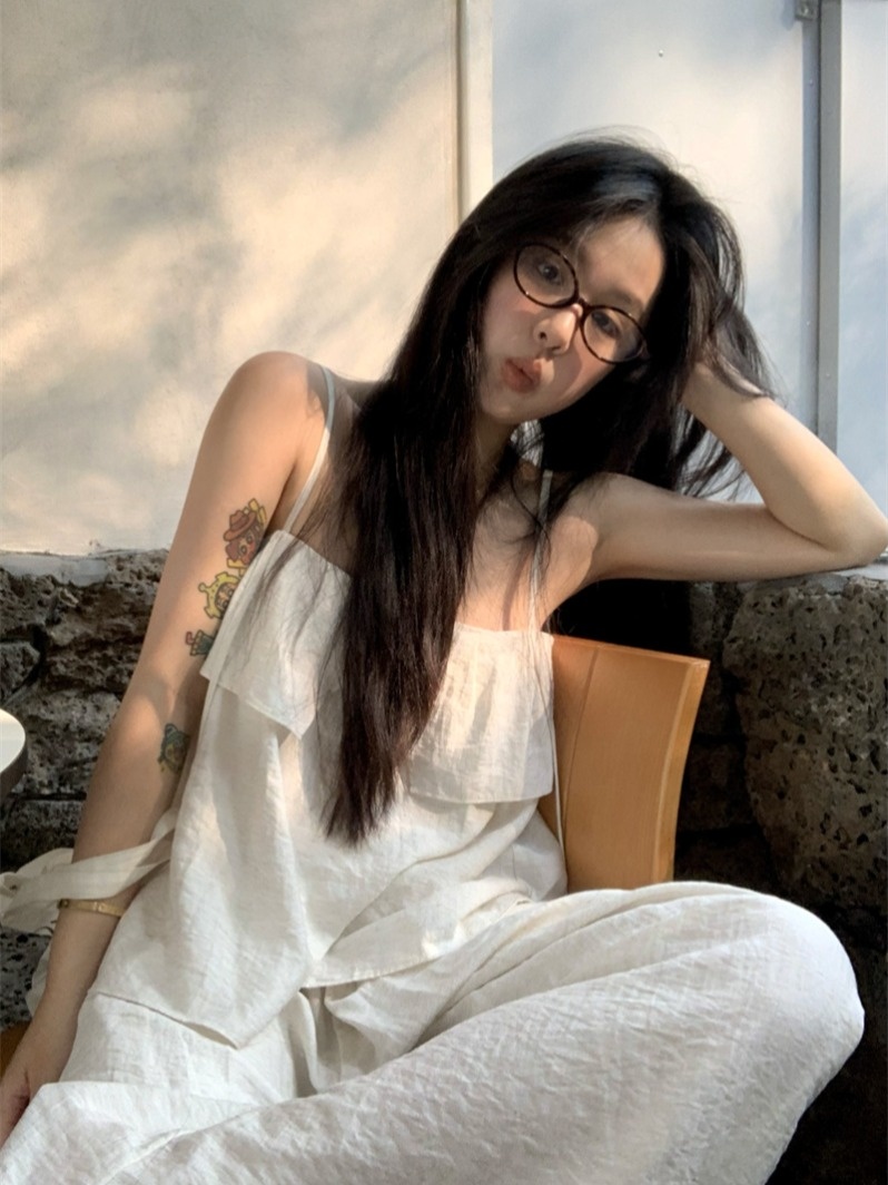 ルーズ女性のベストストラップ 2 点セット白カジュアルパンツドレープスカート夏のファッション衣装ポリエステル素材