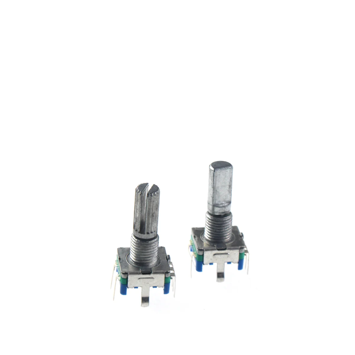 Encoder rotativo asse metà / prugna 2 pezzi, lunghezza impugnatura 15mm / 20mm interruttore codice/EC11/potenziometro digitale con interruttore