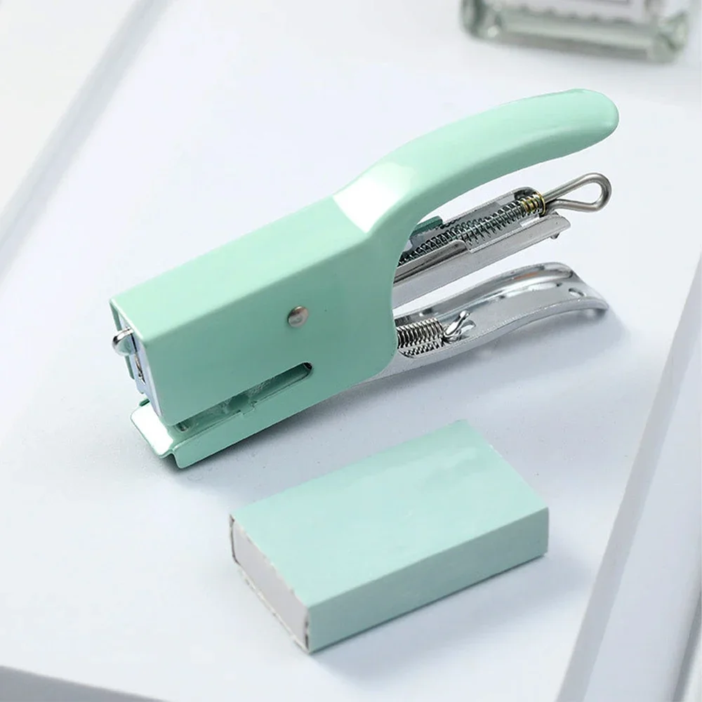 Mini 10 #   Piccola cucitrice per carta, raccoglitore per libri, durevole, colori, cancelleria, accessori per ufficio, moda, materiale scolastico per ufficio,