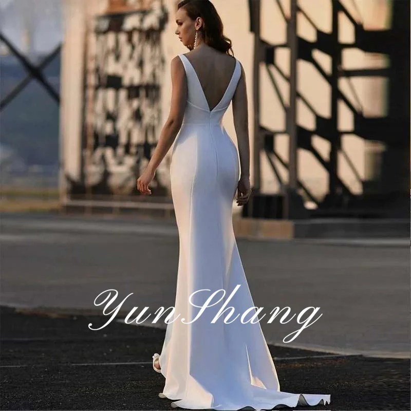 Yunshang Semplice Sirena Abiti Da Sposa Donne Aperto Indietro Con Scollo A V Cinghie di Spaghetti Abito Da Sposa Treno Abiti Da Sposa Personalizzato