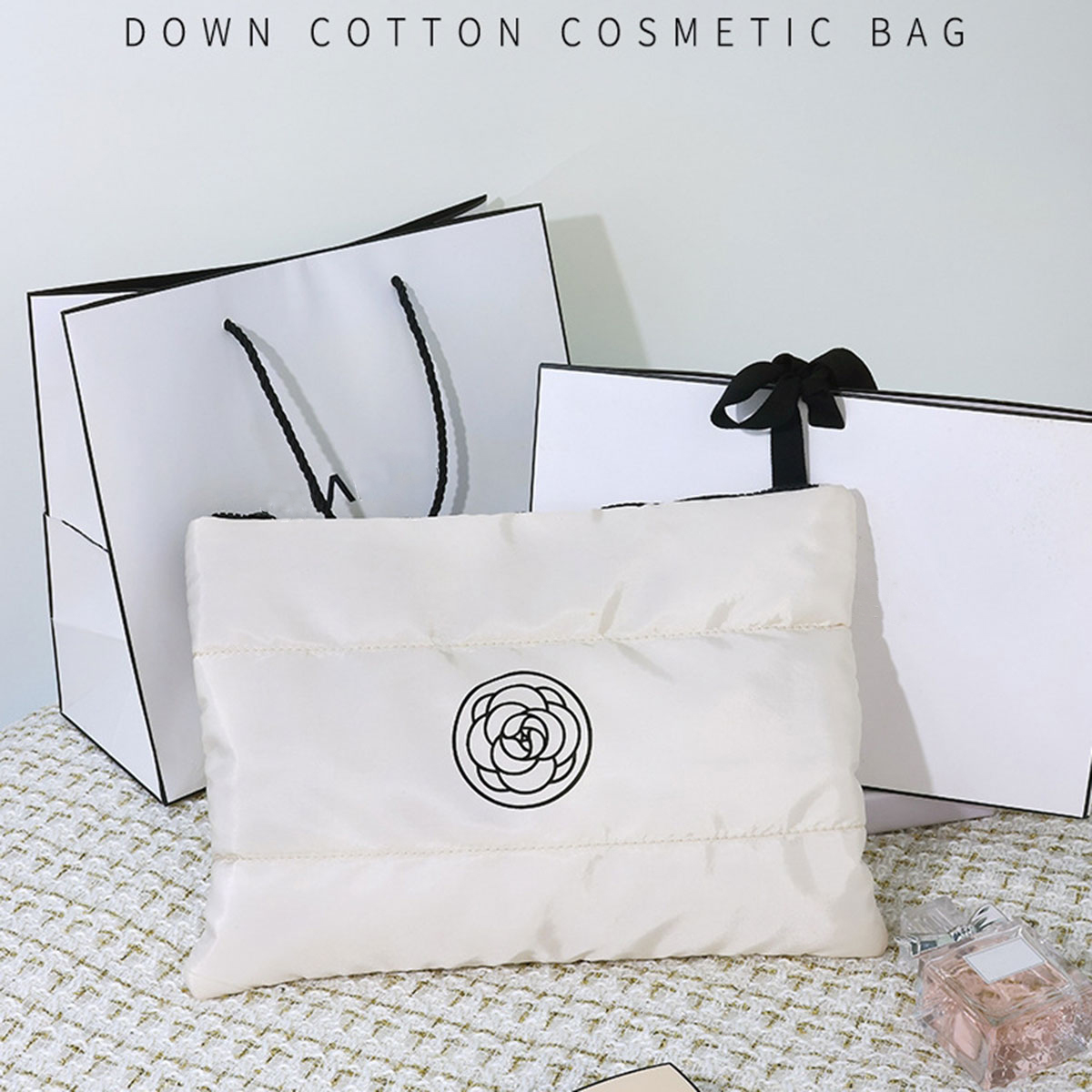 Borsa per il trucco a mano in cotone camelia brezza floreale Borsa per il trucco portatile di grande capacità e alto livello estetico Borsa da toilette da viaggio