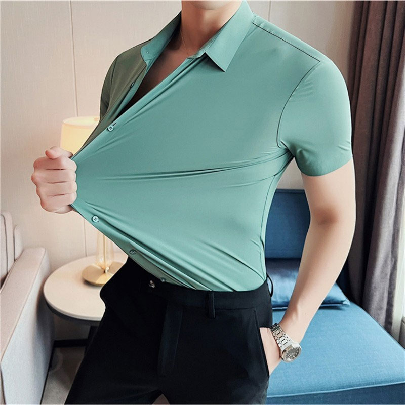 Kurzarm-Sommerhemd für Herren. Hochelastisches und spurloses Cotta-neues, langärmliges, schlankes, bügelfreies Spandex-Business-Freizeithemd