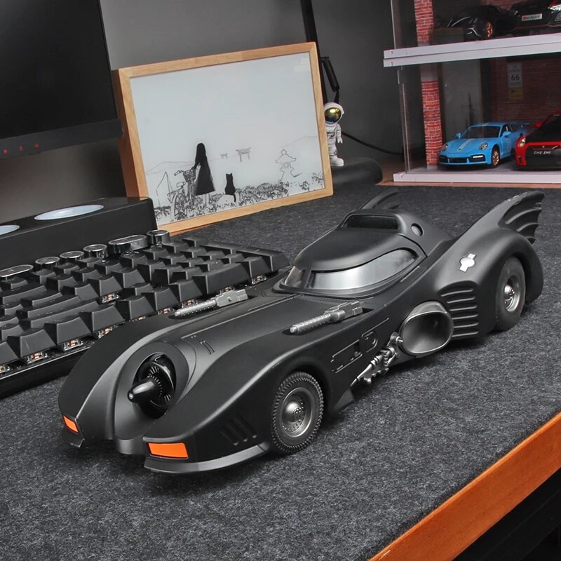 1:18 1989 Batmóvel Die-cast carro com Batman figura, brinquedos para crianças e adultos, preto