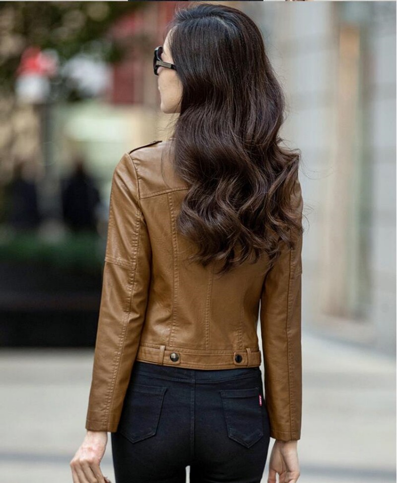 女性のための本革のジャケット,バイカースタイルのアウターウェア,スタンドカラー,短いシープスキンコート,秋冬のファッション,新しい2023