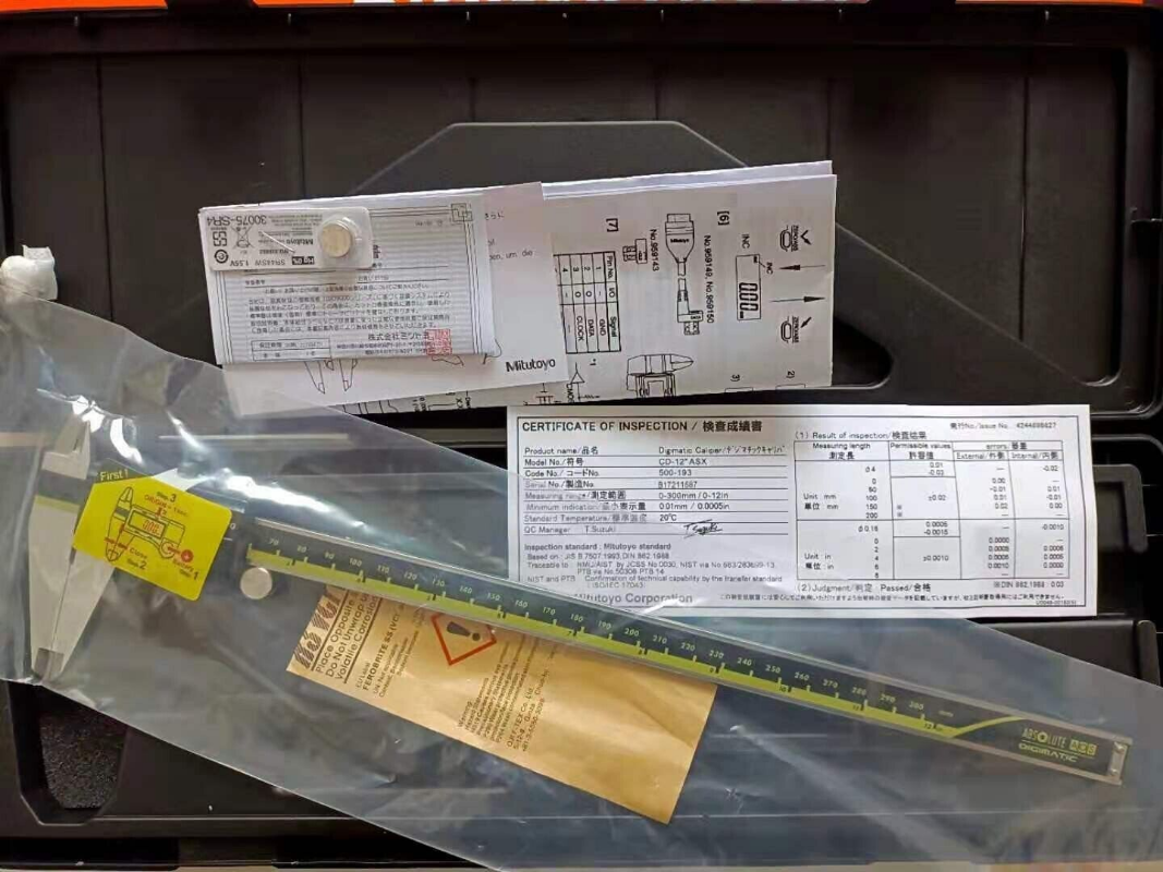 Mitutoyo Japan 500-196-20 150mm/6" Absolute Digital Digimatic Vernier Caliper