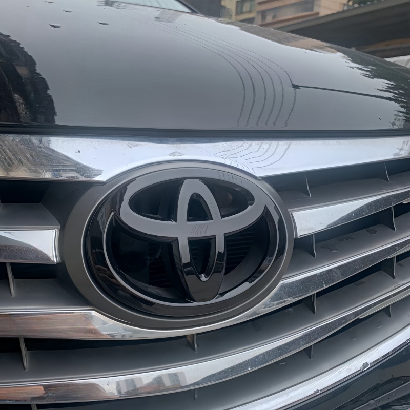3D 車のロゴトヨタシリーズフロントヘッドグリルフードボンネットエンブレムリアテールバンパートランクバッジカローラカムリ RAV4 ハイラックスヤリス