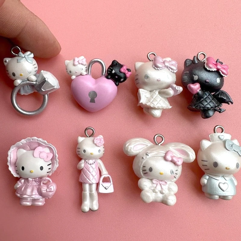 Vintage Pink Heart Lock Hello Kitty Pendant Accessories Kawaii Japanese Charm Shell Angel Wings Devil Hello Kitty Keychain Gifts
