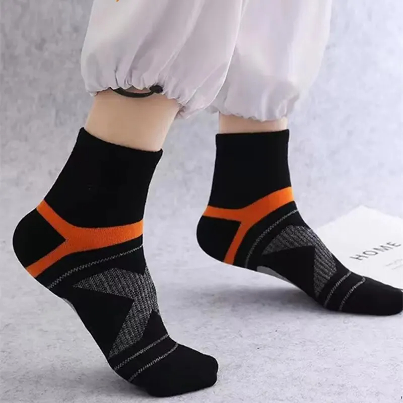 3/5/10 Pairs Hohe Qualität Männer Socken Schwarz Sport Socken Casual Weiche Laufende Vier Saison Absorbieren Schweiß Atmungsaktive männliche Socke