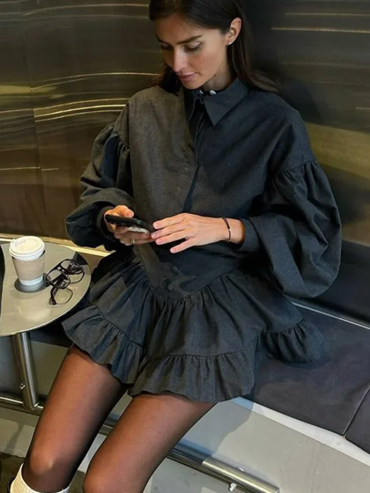 女性のカジュアルなシャツとミニスカートのセット,ダークグレー,ラペルチェック柄のブラウス,長袖のスカートスーツ,女性のファッション衣装,春,夏,2022