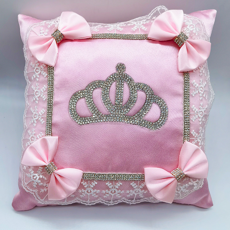 Kostenlose benutzerdefinierte Krone Kissen Schmuck Willkommen zu Hause Baby Fotografie Baby Mädchen Junge Kleinkind Baumwolle Outfits Neugeborenen Geschenk