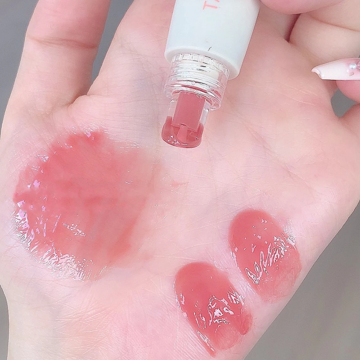 TATIBEAUTY Lip Jelly Essence lápiz labial hidratante brillo de labios espejo brillo de labios lápiz labial suave maquillaje de estudiante rosa