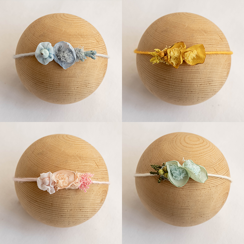 写真の小道具のための新生児のヘッドウェアの写真の小道具の付属品Headflowerのハンドメイドのヘッドドレスの花の赤ん坊の女の子の花のヘッドバンド