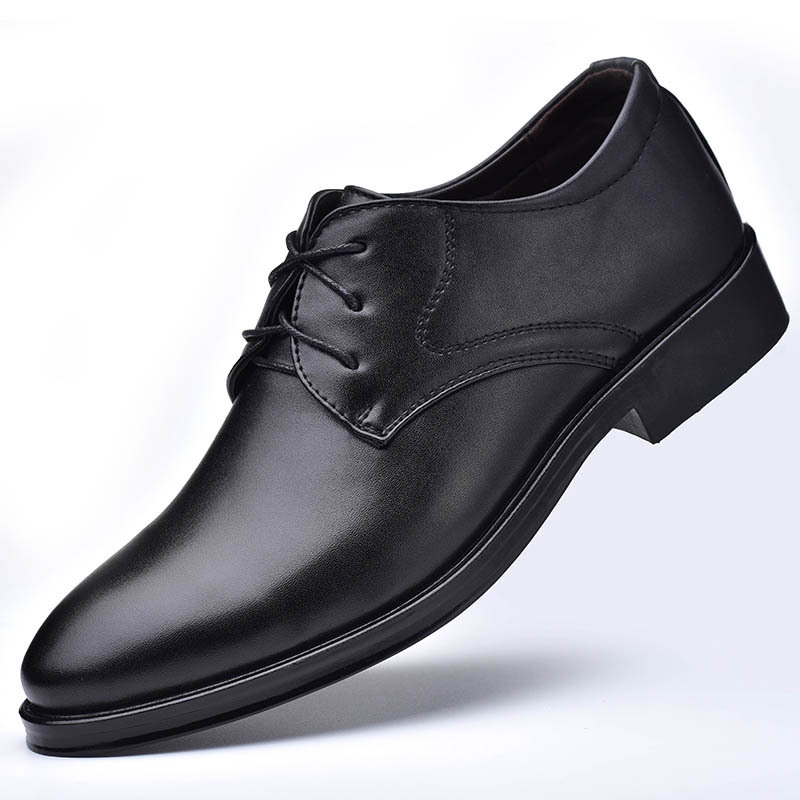 Zapatos de vestir formales para hombre, calzado informal de cuero, diseñador de boda Social, punta estrecha, zapatos negros de oficina para invierno, marca 2023