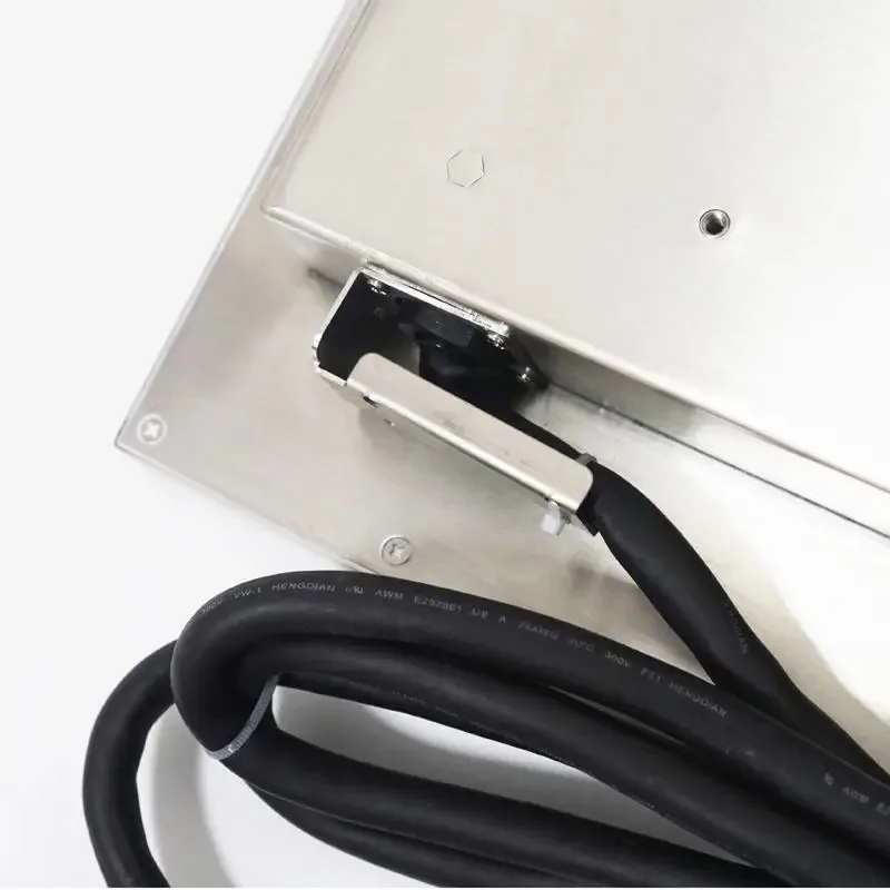 15인치 코어 i3 CPU, 4GB RAM, 128GB SSD, 1000니트 스테인리스 스틸 방수 패널 PC (10포인트 정전식 터치)