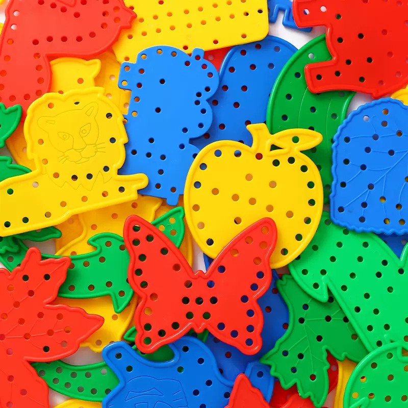 スレッディングボード幼児モンテッソーリおもちゃひも細かい運動能力パズル教育活動ランファンクリエイティブキンダー Spielzeug