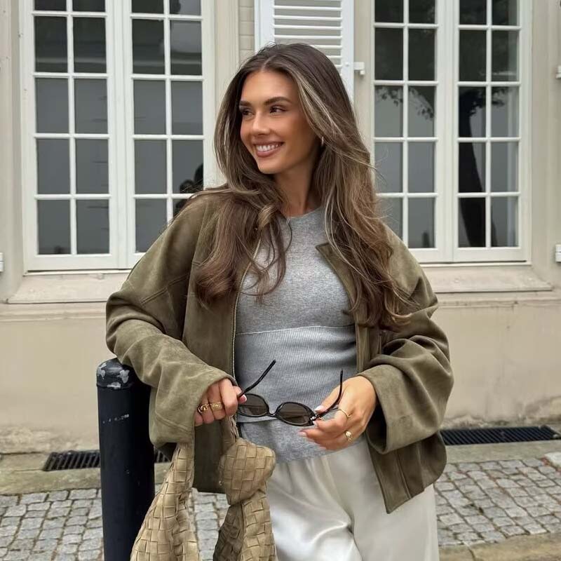 YENKYE Neue 2025, Frauen Wildleder Strukturierte Bomber Jacke Langarm Revers Kragen Lose Mäntel Casual Weibliche Oberbekleidung Chic Tops