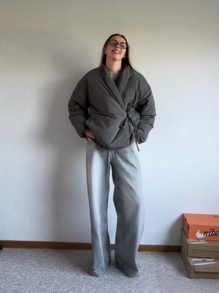 Fashion Lace Up Gewatteerde Katoenen Jas Vrouwen 2025 Winter Casual Losse Parka Jas Vintage Uitloper Vrouwelijke Warme Gewatteerde Outerwears