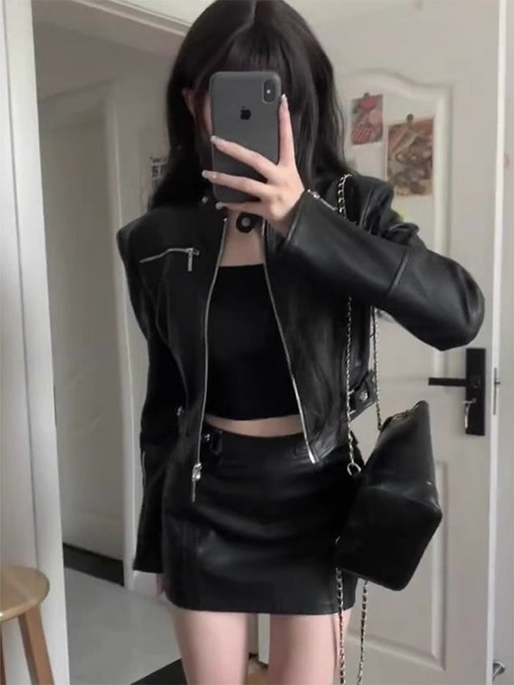 Jaqueta Curta de Couro PU Preta para Mulheres Estilo Garota Picante Design de Roupas de Motocicleta Sensação Nova Chegada da ...