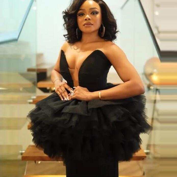 Robe de Soirée Noire de Luxe, Tenue de Bal, Droite, Personnalisée, Sexy, Longueur au Sol