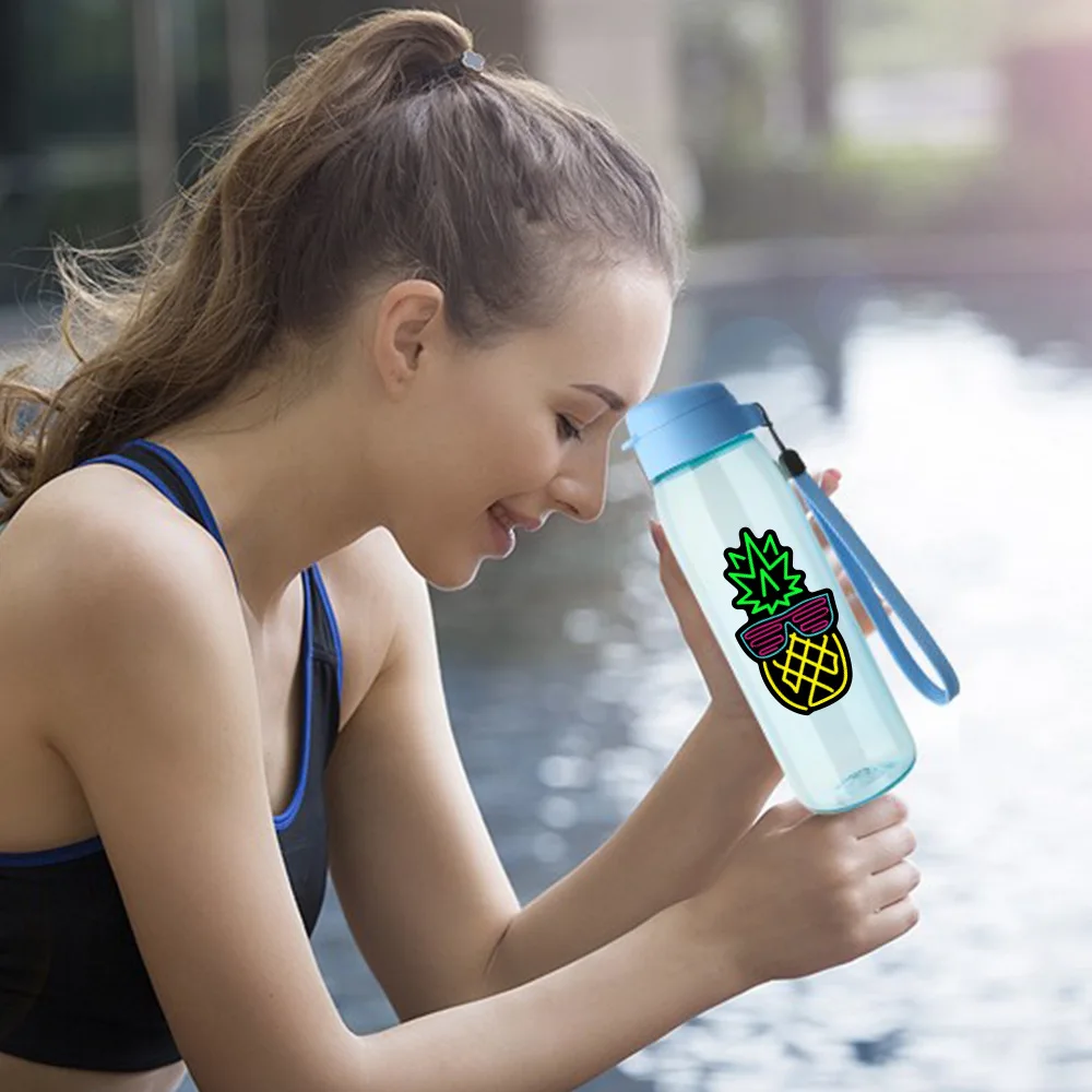 10/30/50 個トレンド人格ネオン落書きステッカースケートボードスーツケース携帯電話 PVC 防水ステッカー卸売