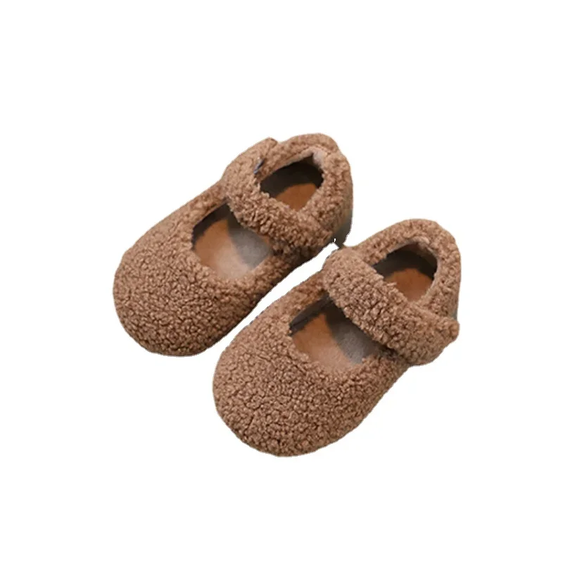 รองเท้า Flat5สำหรับเด็ก, ใหม่ฤดูหนาวรองเท้าลำลองขนเฟอร์กันหนาวน้ำหนักเบาใส่สบายกันลื่น2024เด็กหญิงเด็กชายใส่สบาย
