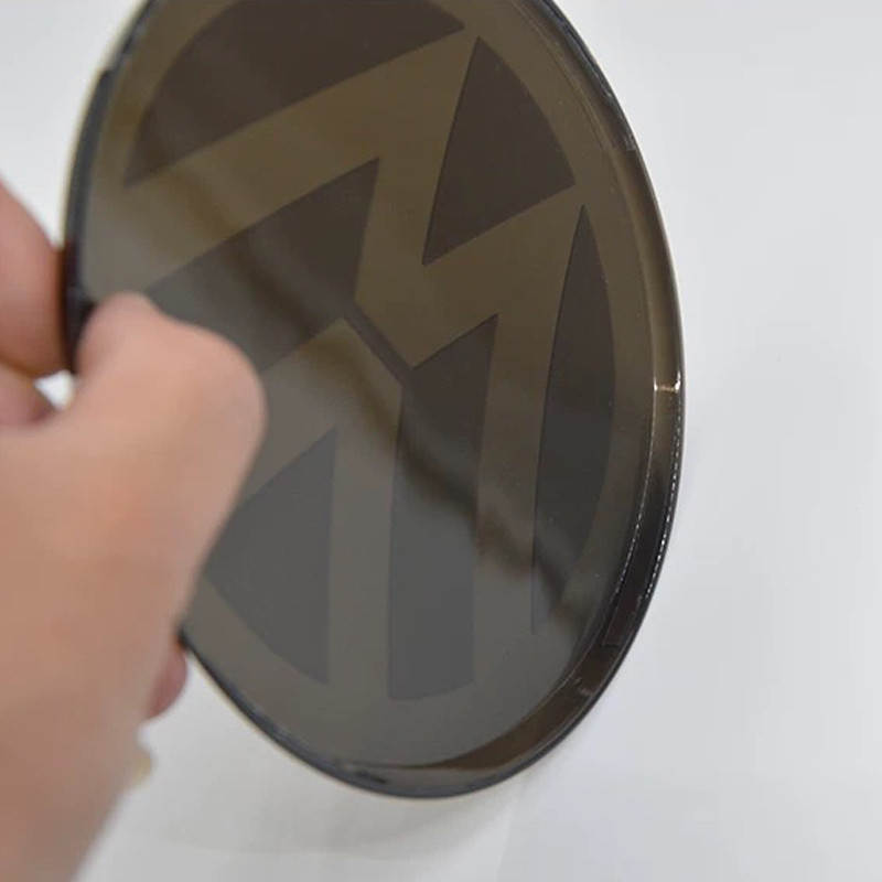 ACC 車のフロントグリルリアトランクエンブレム蓋フォルクスワーゲンゴルフ 6/7/7.5/8/パサート/ポロ/CC/ジェッタ/ティグアンに影響しません