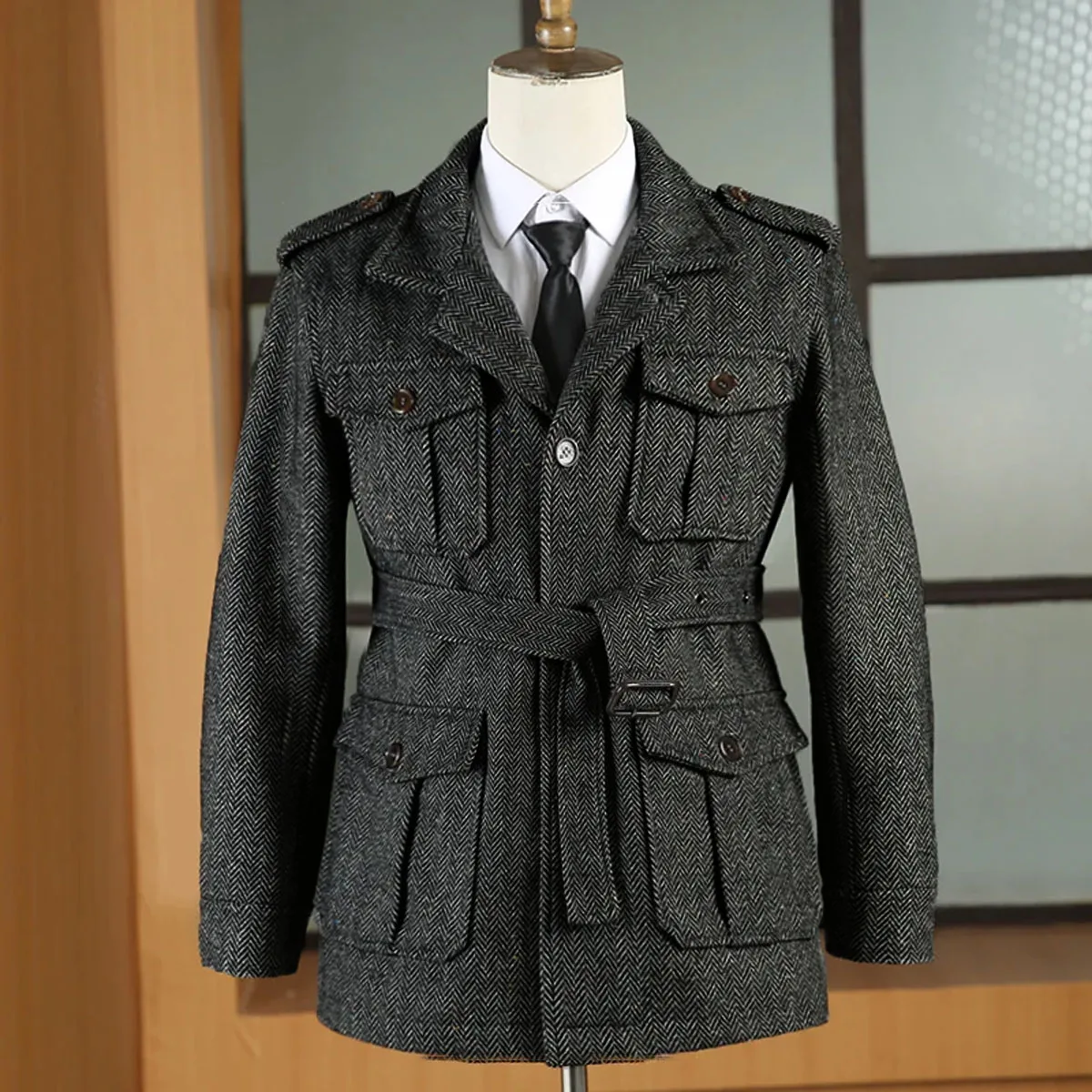 Hunting jacket British Men's Retro Multi-pocket Sport Coat With Belt Herringbone Business Causal Lapel Suit Blazers Tuxedos