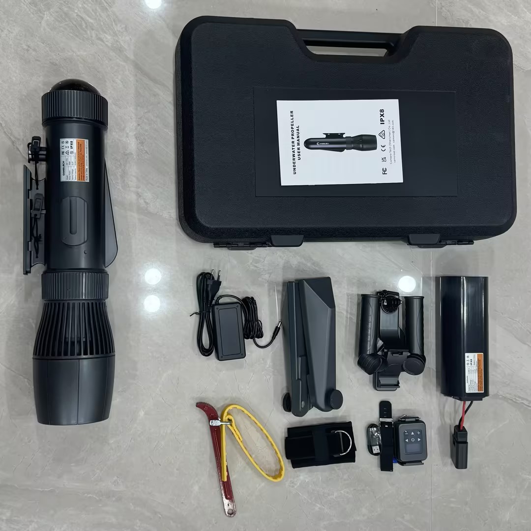 CAMORO 700 W Dual-Unterwasser-Seescooter mit abnehmbarer Batterie, Paddelbrett-Roller mit schwimmenden Flossen, lange Lebensdauer zum Tauchen