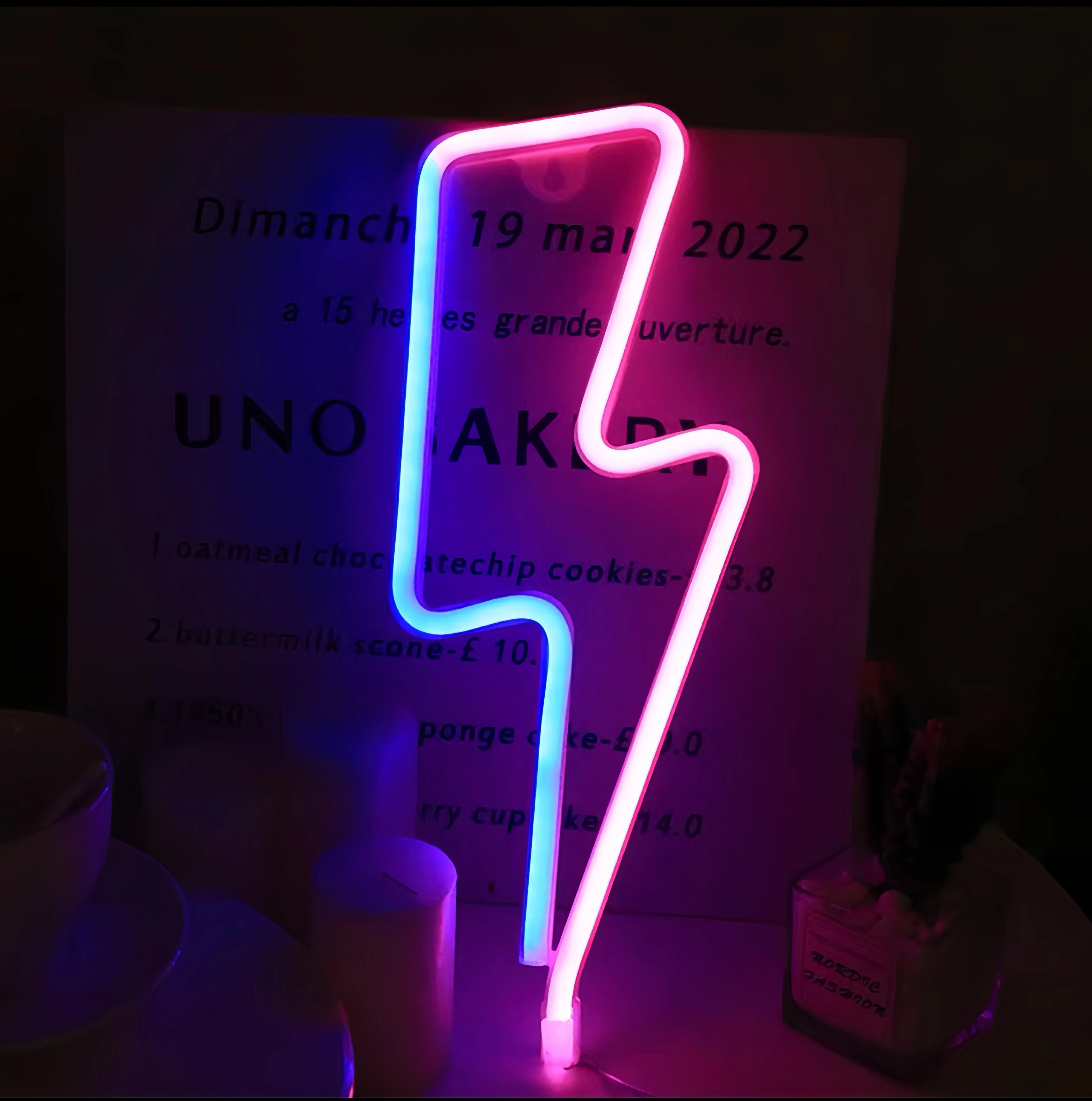 Lightning LED-Neonlicht, USB/batteriebetrieben, Schlafzimmer, Spielzimmer, Wohnzimmer, Büro, Hochzeit, Geburtstag, Partyzubehör