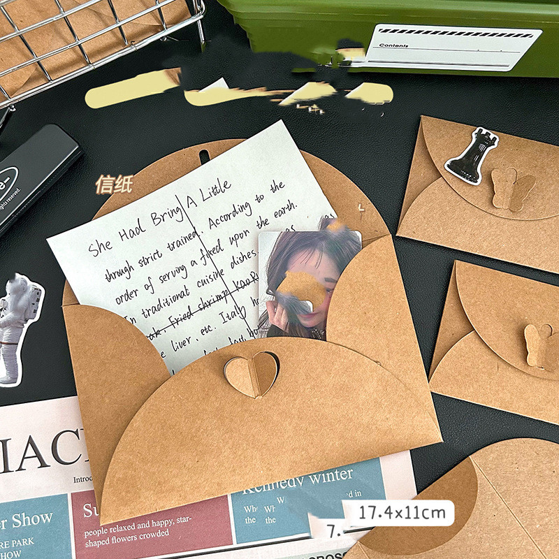 10 ピース/パック大きなミニ小さな 17.5 × 11 センチメートル/10.5 × 7 センチメートルサイズクラフト紙封筒ヴィンテージ蝶ギフトカード封筒