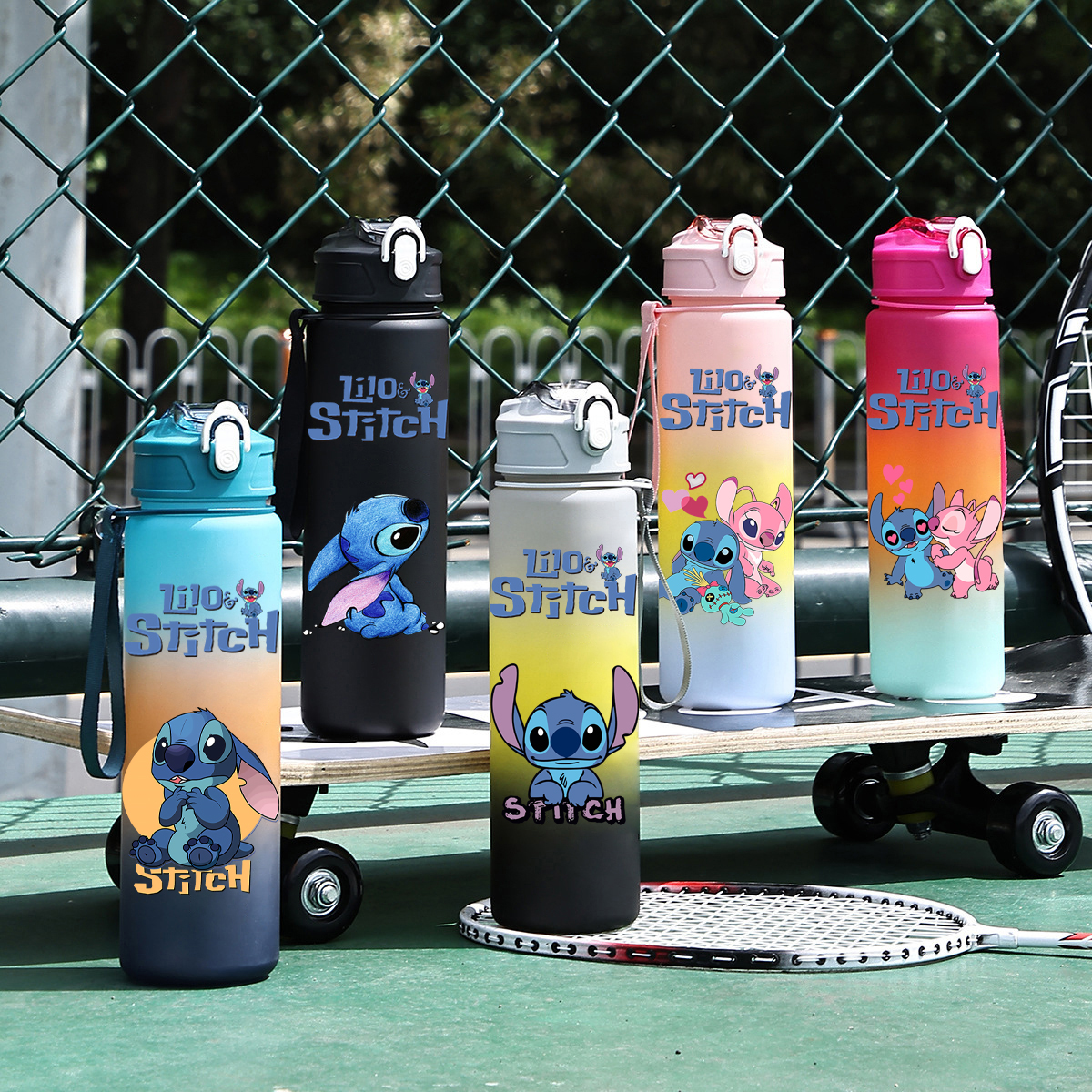 Taza de agua con pajita de plástico de Disney Lilo Stitch, botella de agua deportiva para exteriores, 750Ml, gran capacidad, herramientas para beber para acampar de alto valor