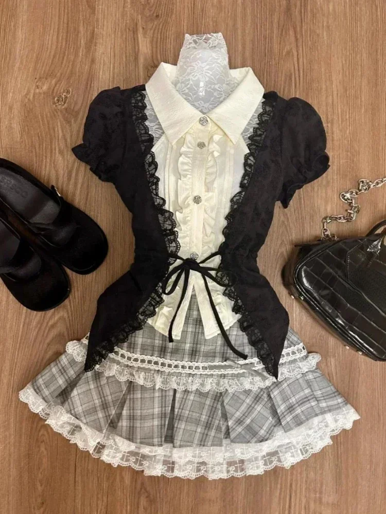 Japoński zestaw spódnic w stylu preppy dla kobiet Kawaii Lace Patchwork Bow Tops + Y2k Plaid Mini Skirt Elegant Outifits 2-częściowy zestaw