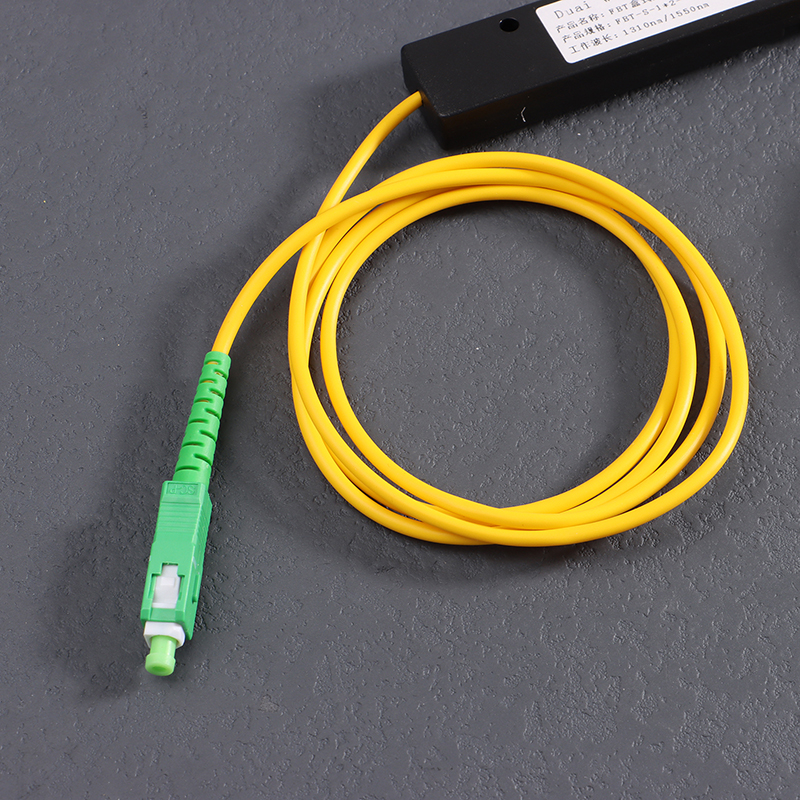1x2 FTTH Fiber Optic Splitter 1 Point 2 Fiber Optic Splitter Box Tapered 1 To 2 Splitter Box SC/APC Computer Accessories