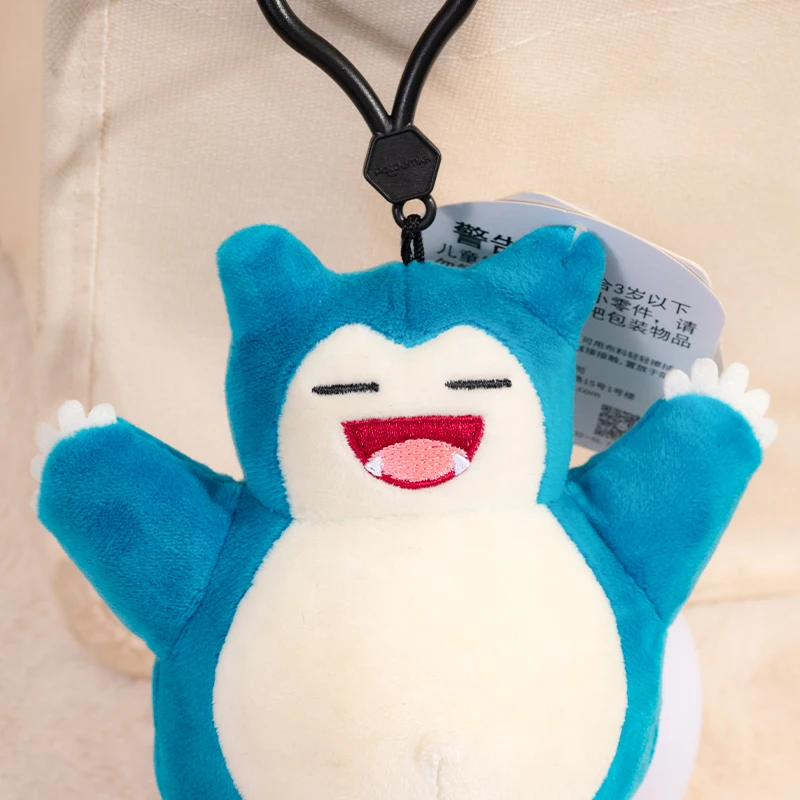 Oryginalna seria zwierząt Pikachu Snorlax Kawaii pluszowe zabawki śliczny wisiorek brelok brelok prezenty na imprezę urodzinową dla dziecka chłopiec