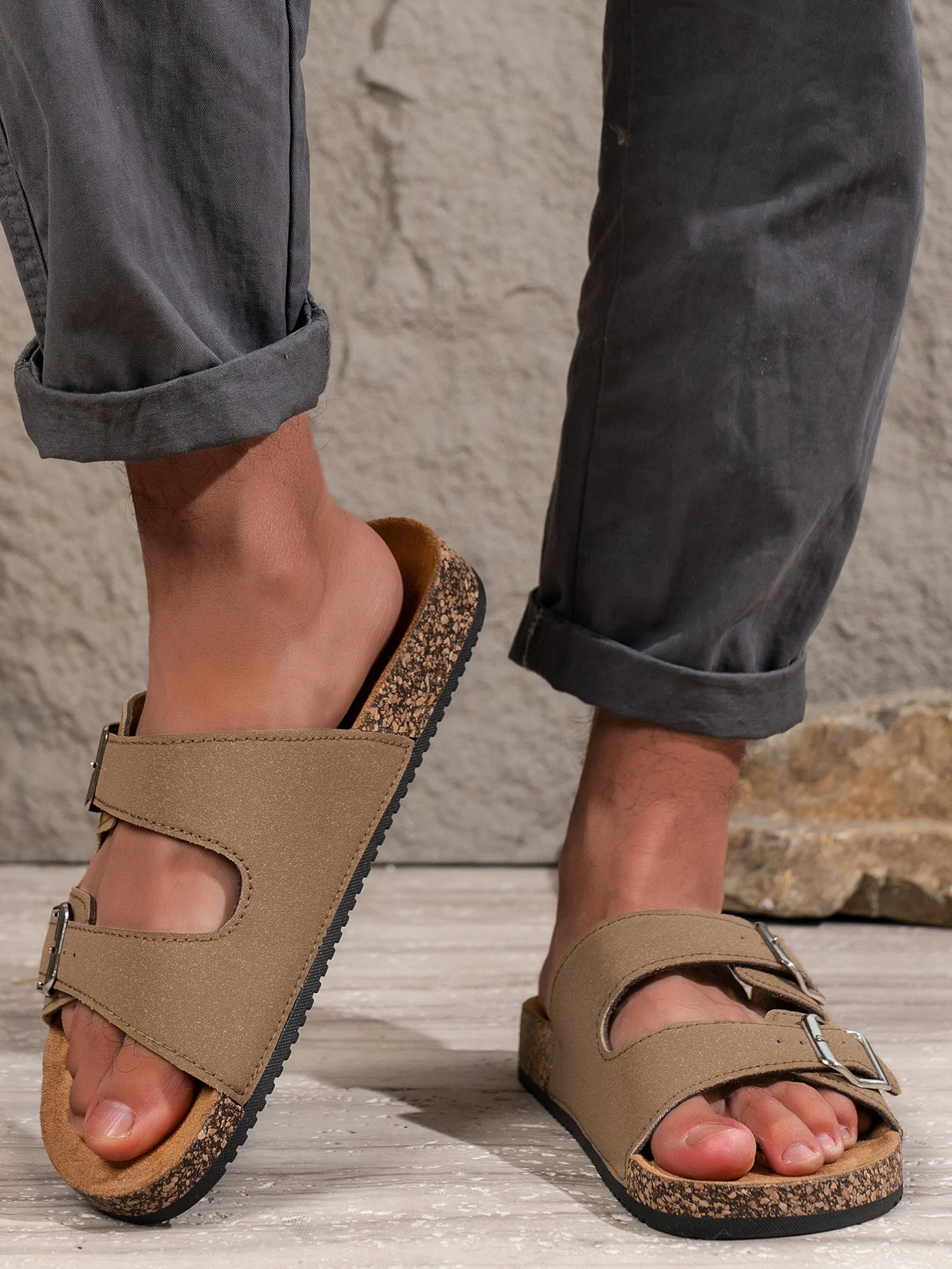 Pantofole alla moda da uomo per la casa e l'esterno Pantofole versatili alla moda antiscivolo impermeabili