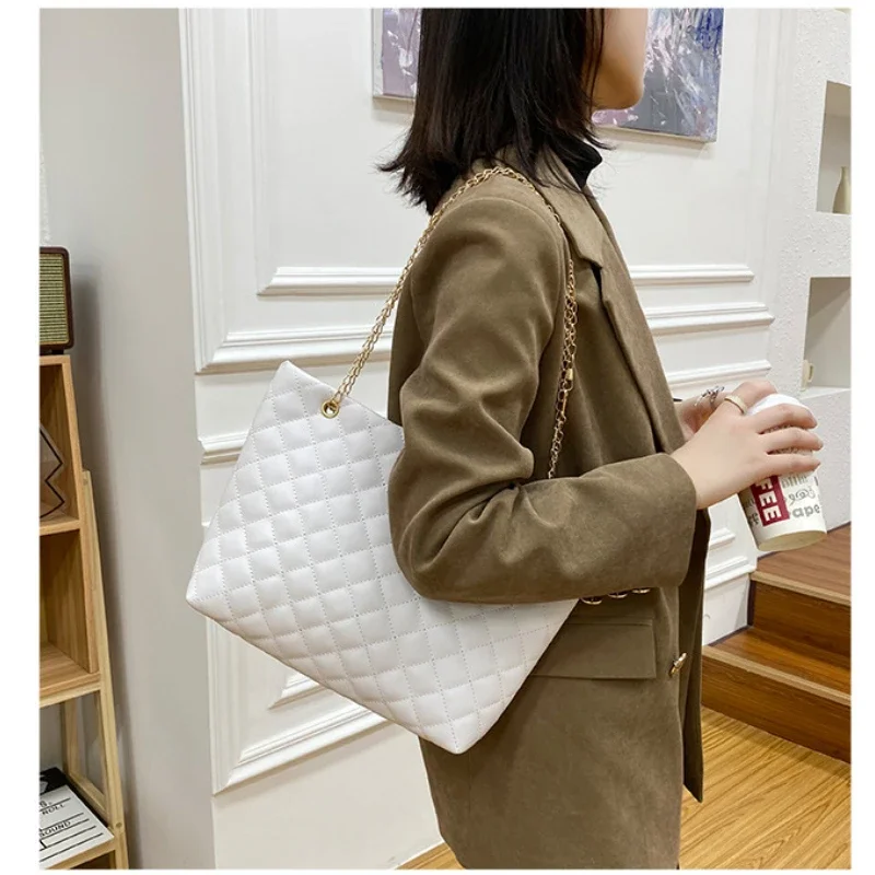 กระเป๋าถือผู้หญิง PU หนัง Diamond Lattice กระเป๋าถือบุคลิกภาพขนาดใหญ่ความจุใต้วงแขนไหล่กระเป๋ากระเป๋าออกแบบ