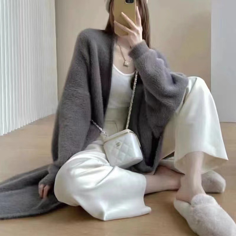 Outono e inverno solto e preguiçoso estilo casaco de malha aberta, grosso na altura do joelho imitação de pele de vison camisola de manga comprida, jaqueta quente