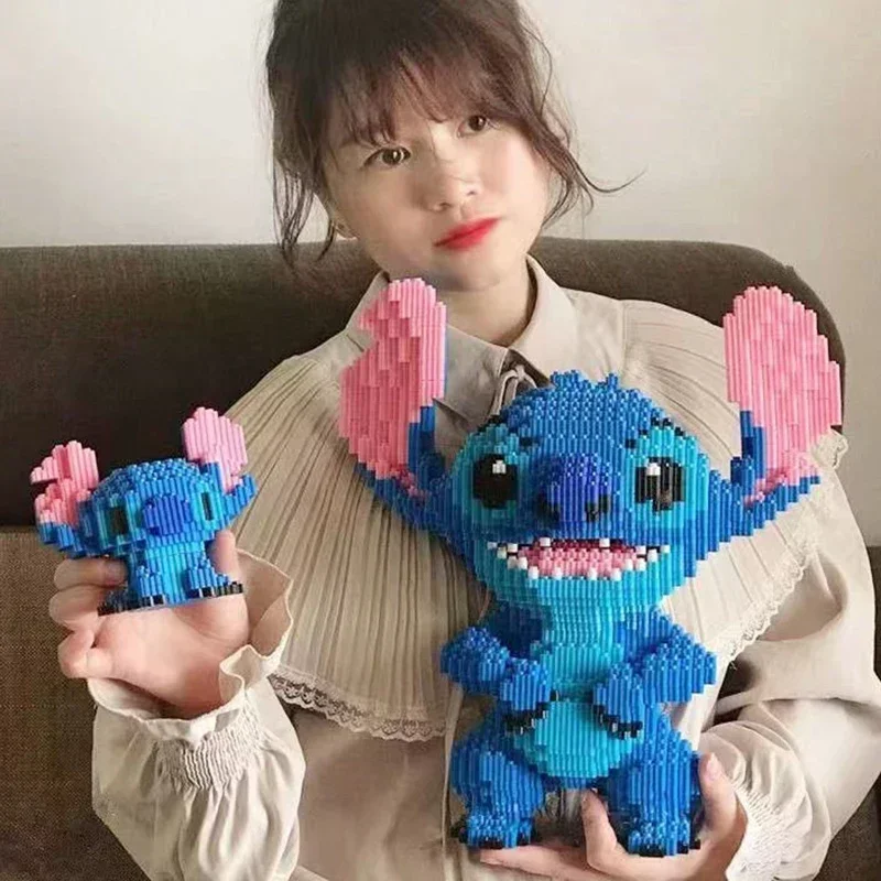 New Disney Building Block Stitch Giant Stitzer Assembly ของเล่นเด็กของขวัญวันเกิดปริศนาเดสก์ท็อปตกแต่ง Fast การจัดส่ง