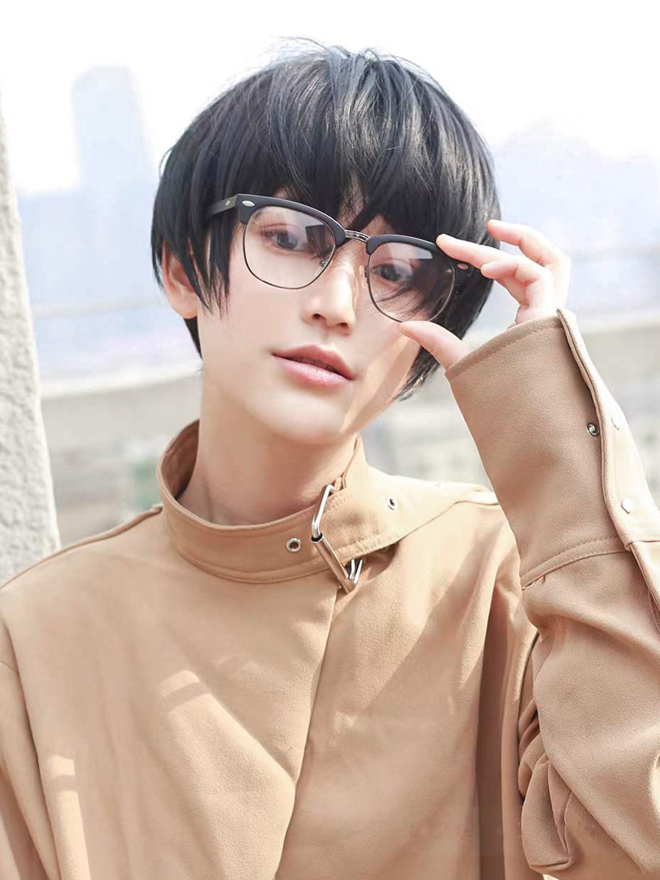 男性と女性のための合成かつら,短いストレートヘア,耐熱性,和風,美しい,毎日のかつら,10インチ
