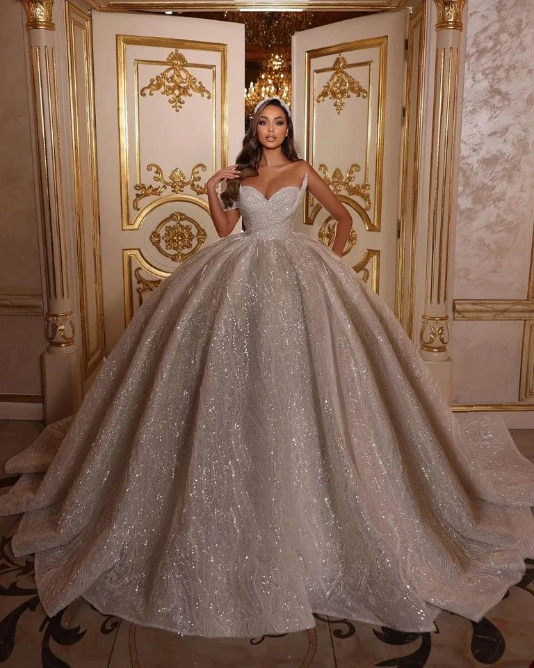 Scintillante perline Dubai abiti da sposa arabi di lusso per le donne abito da ballo Sweetheart una spalla abiti da sposa principessa su misura