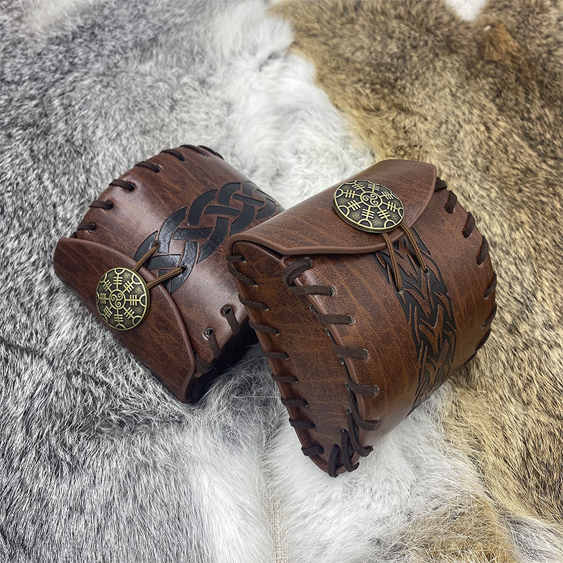 Mittelalter liche kleine quadratische Tasche nordische Wikinger-Stil Retro-Hüft tasche Männer Umhängetaschen quadratische Geldbörse Aufbewahrung tasche Cosplay Requisiten