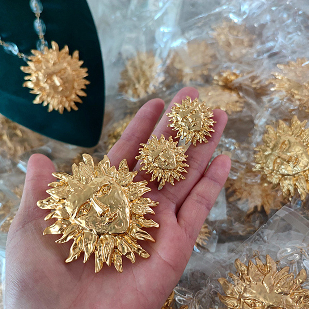 Fashion Vintage Brass plated Gold Brooch earrings for women's girl jewelry sets women's set