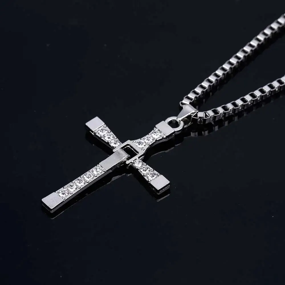 คลาสสิก Rhinestone Sliver สีจี้คริสตัล Jesus Cross สร้อยคอกิจกรรมชายของขวัญเครื่องประดับขายส่ง Dropshipping
