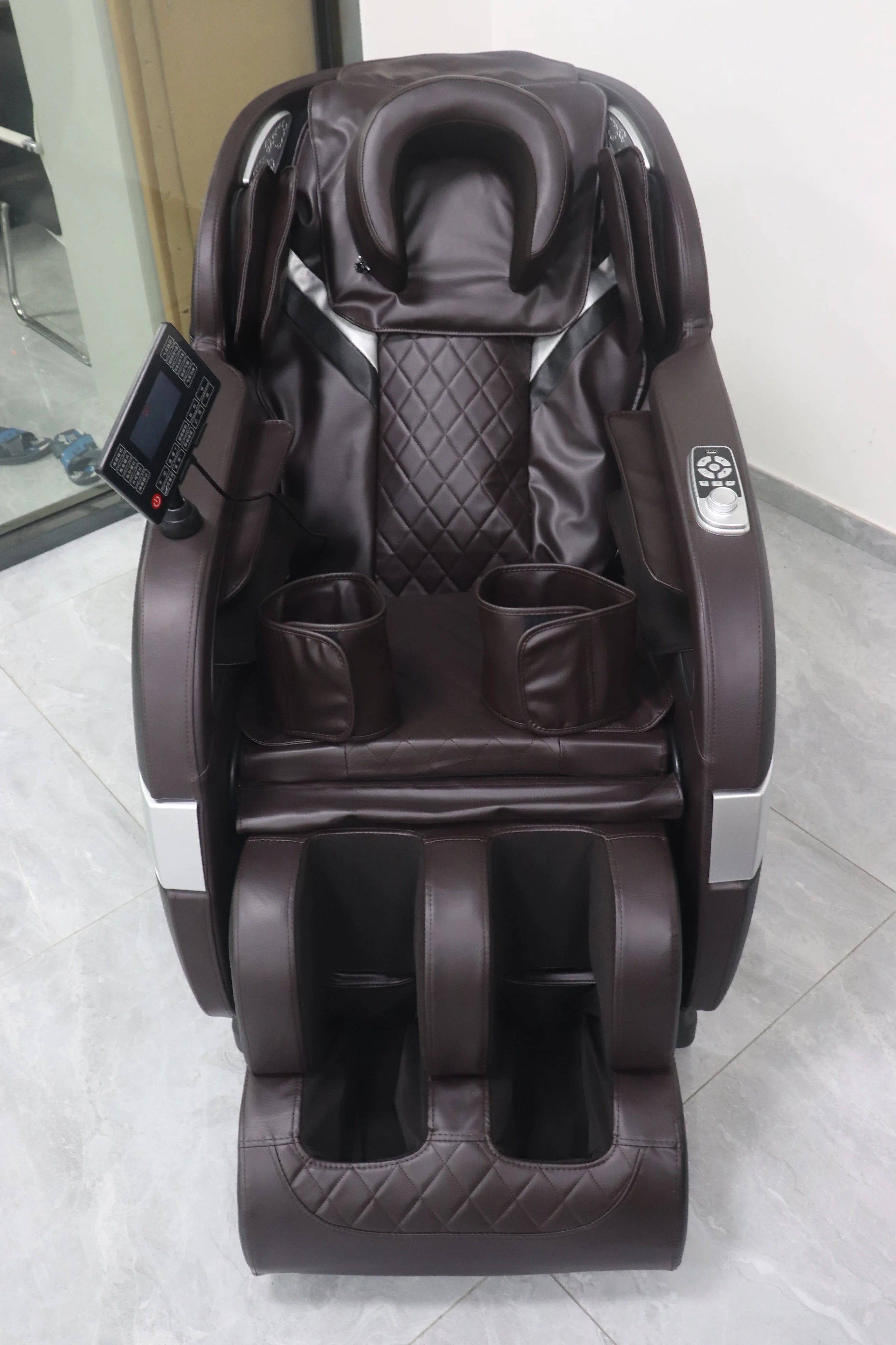 โรงงานขายส่งเพลงใหม่ Full Body Remote Simple Zero Gravity OEM พรีเมี่ยมมาเลเซียเก้าอี้นวดพร้อม Voice Control
